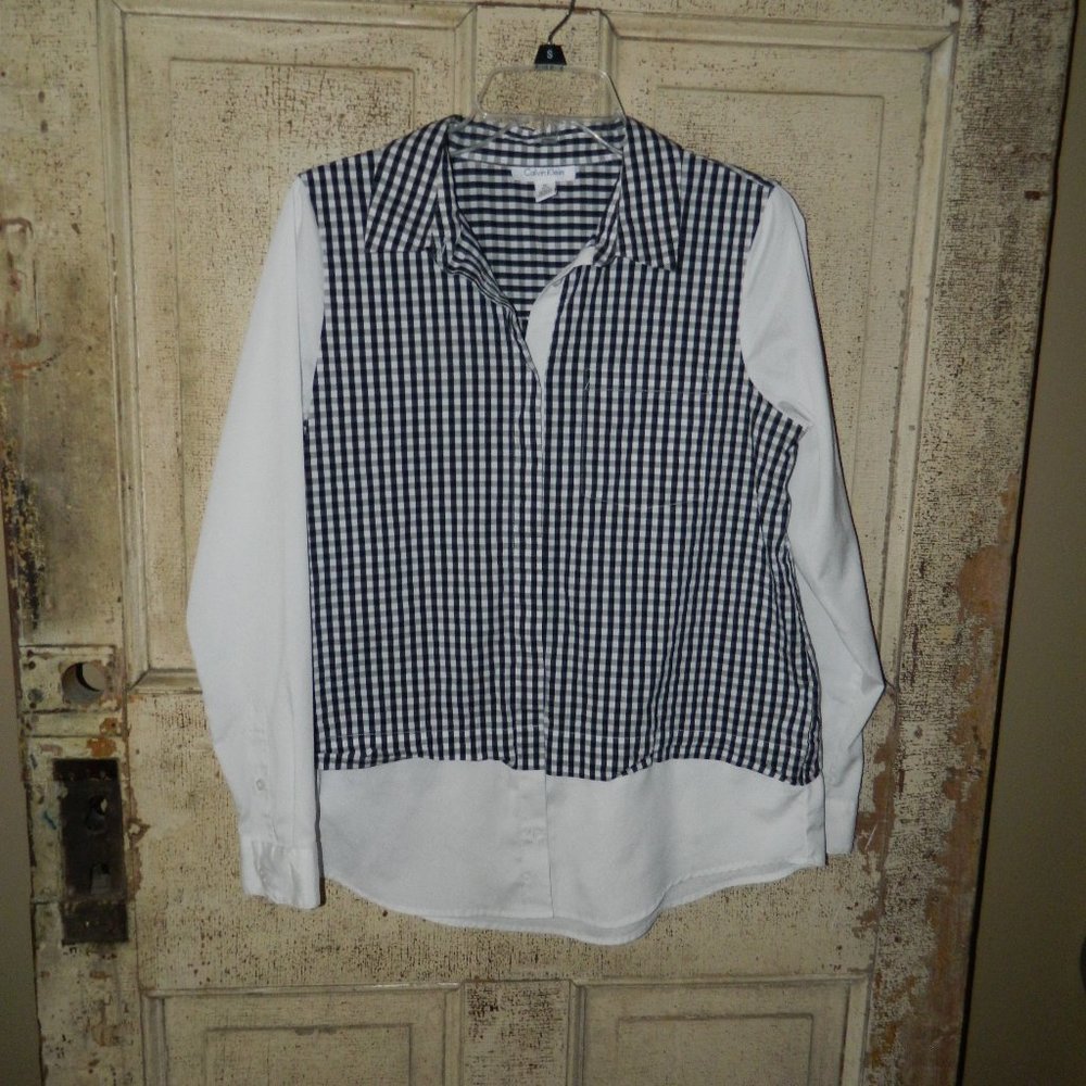 Calvin Klein Plaid Button Front Shirt Womens Size M (M-43)